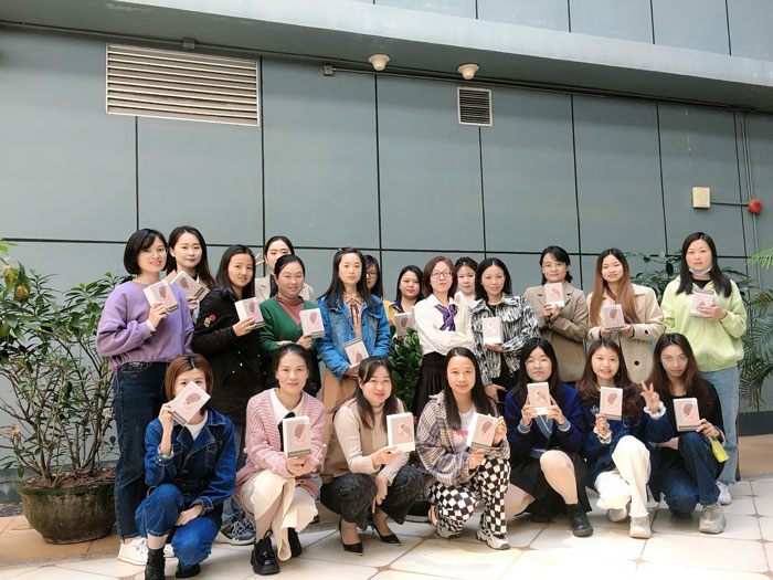 女神節(jié)快樂(lè)|有鮮花，有陽(yáng)光，有愛(ài)的薩瑪瑞事業(yè)